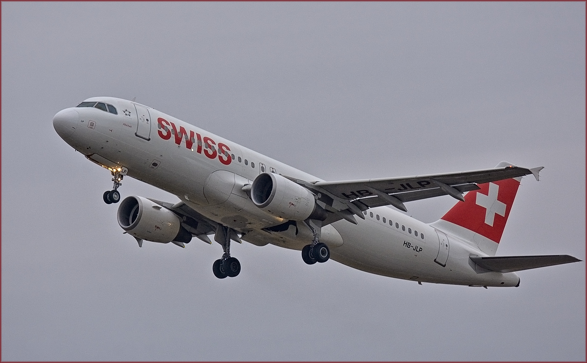 SWISS HB-JLP; Airbus A320; Maribor Flughafen MBX, Trainingsflug; 5.2.2019