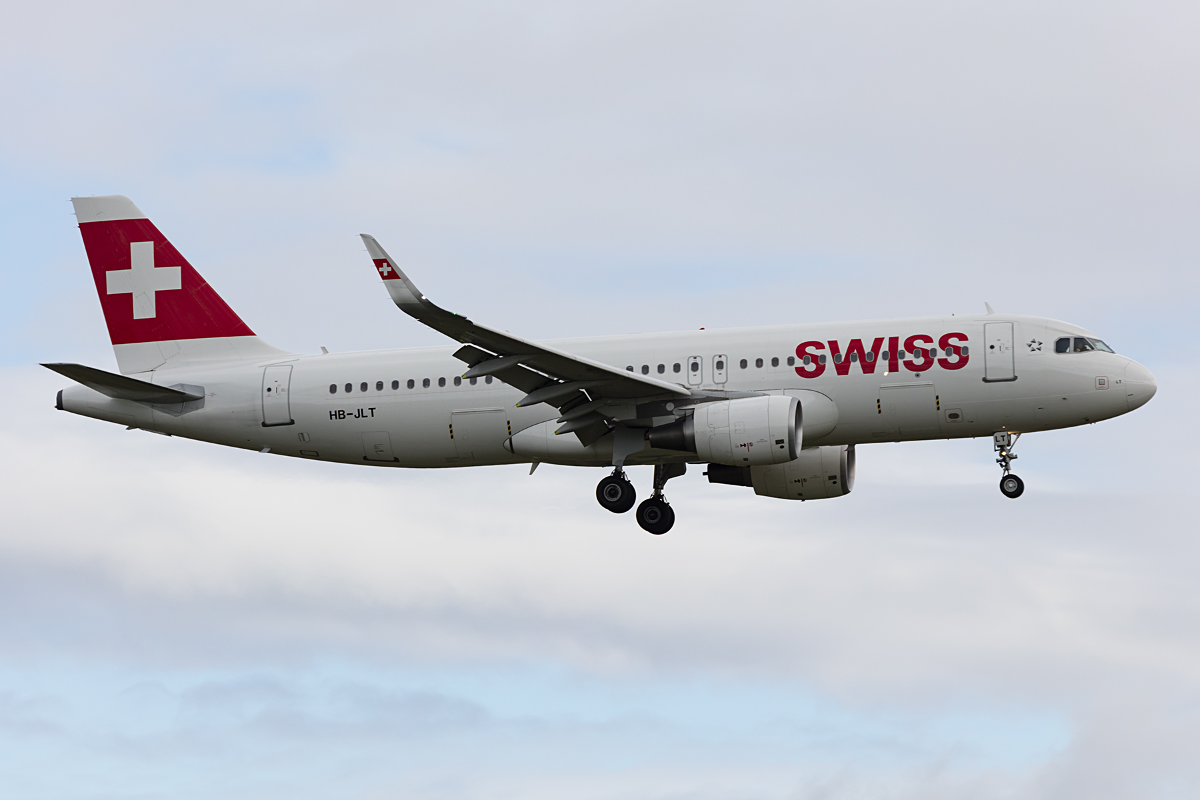 Swiss, HB-JLT, Airbus, A320-214, 03.10.2016, ZRH, Zürich, Switzerland




