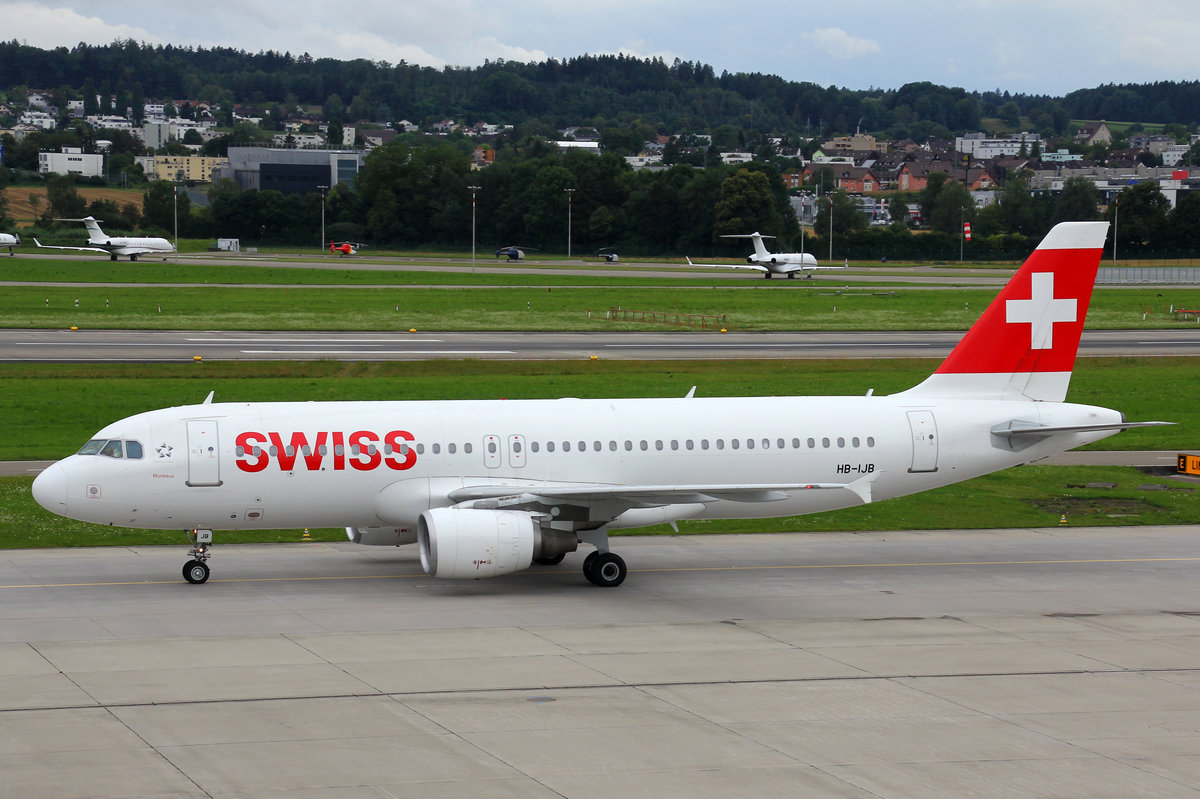 SWISS International Air Lines, HB-IJB, Airbus A320-214,  Montreux , 05.August 2016, ZRH Zrich, Switzerland.