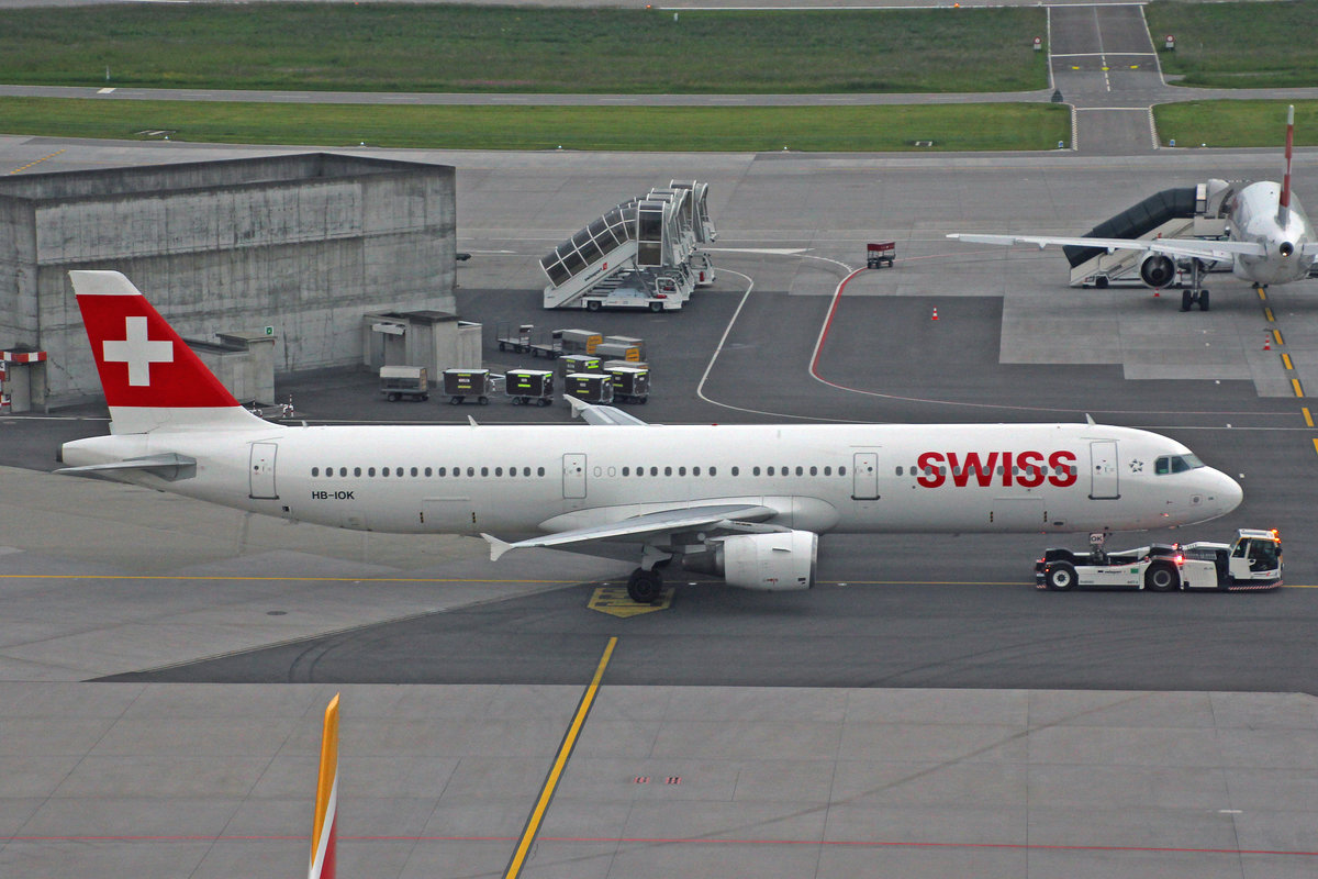 SWISS International Air Lines, HB-IOK, Airbus A321-111, msn: 987, 25.Mai 2019, ZRH Zürich, Switzerland.