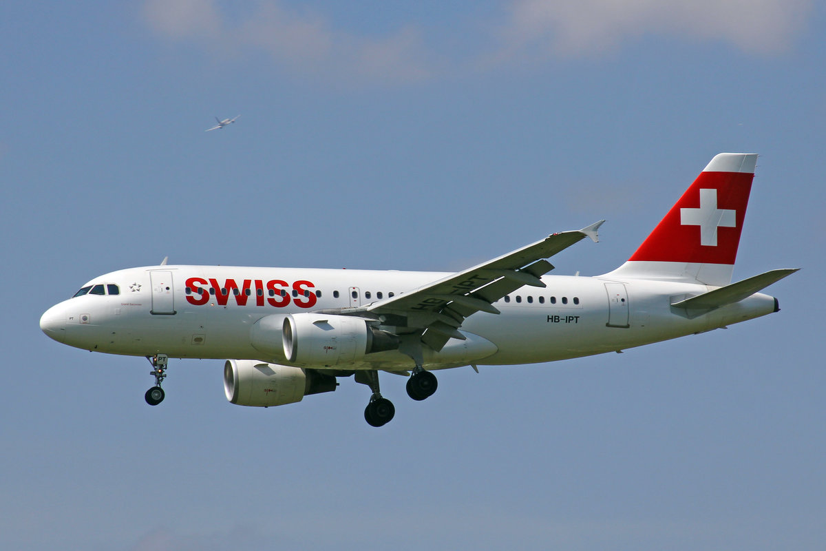 SWISS International Air Lines, HB-IPT, Airbus A319-112, msn: 727,  Grand Saconnex , 21.Juli 2017, ZRH Zürich, Switzerland.