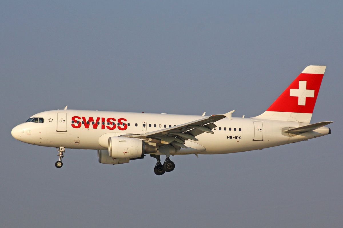 SWISS International Air Lines, HB-IPX, Airbus A319-112, 31.August 2016, ZRH Zürich, Switzerland.