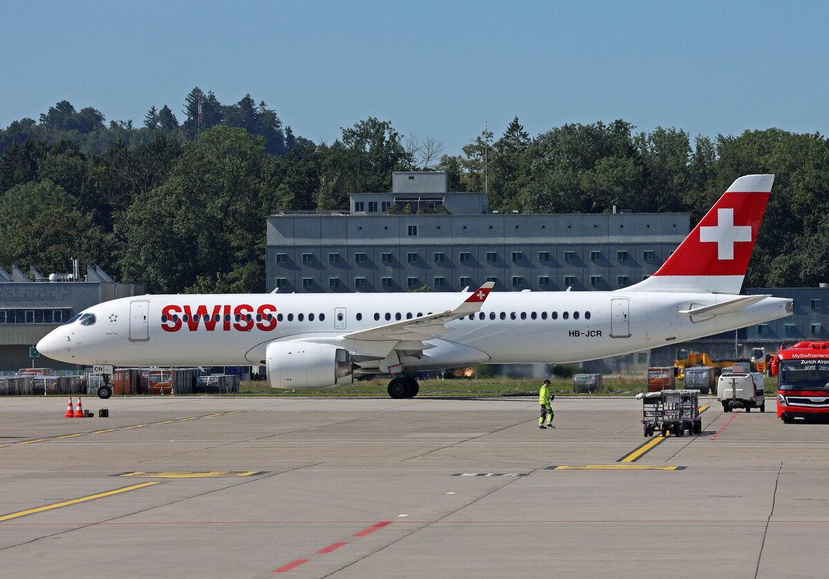 SWISS International Air Lines, HB-JCR, Airbus A220-371, msn: 55044, 02.September 2023, ZRH Zürich, Switzerland.