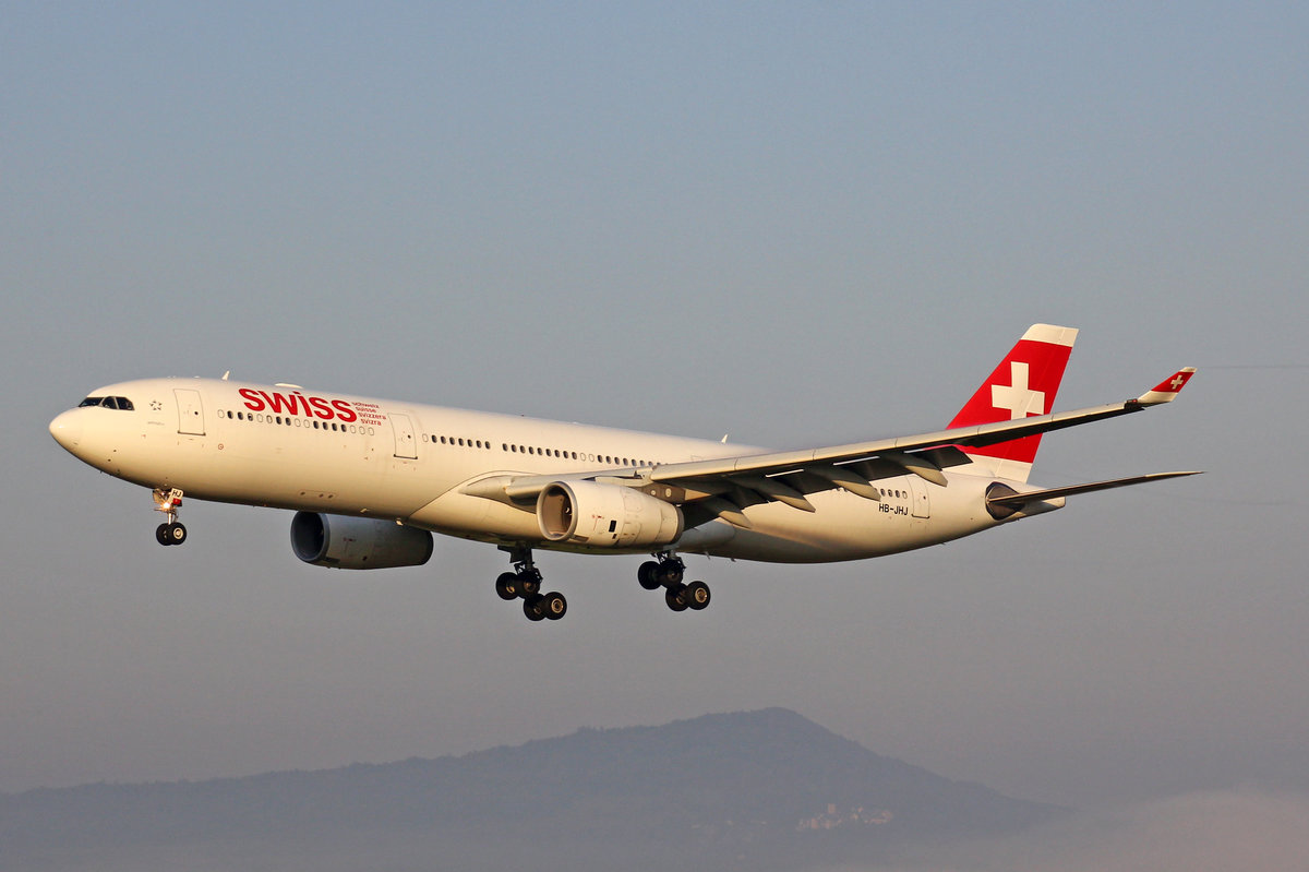 SWISS International Air Lines, HB-JHJ, Airbus A330-343X,  Appenzell , 13.September 2016, ZRH Zürich, Switzerland.