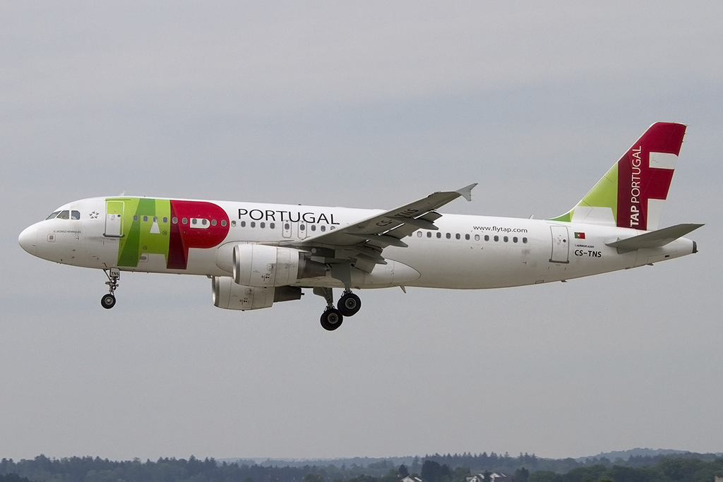 TAP - Air Portugal, CS-TNS, Airbus, A320-214, 24.05.2015, ZRH, Zürich, Switzerland 




