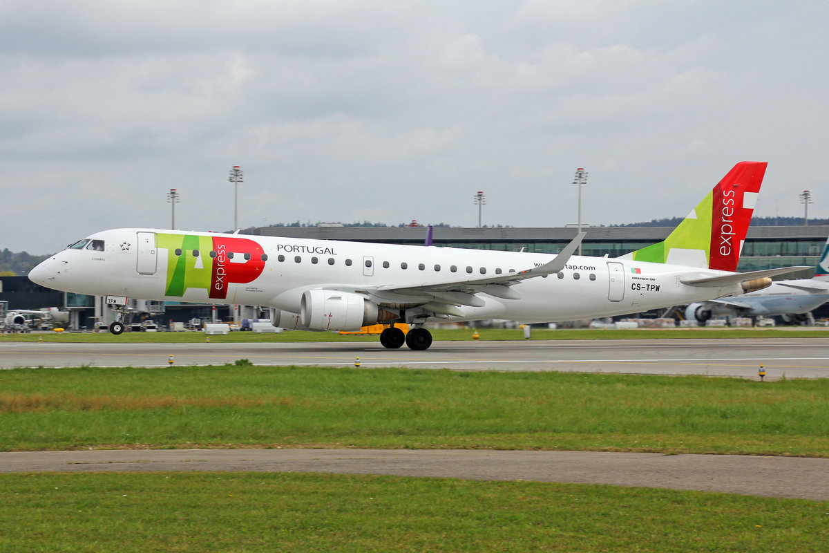 TAP Express (Operated by Portugalia Airlines), CS-TPW, Embraer Emb-190LR,  Coimbra , 17.April 2017, ZRH Zürich, Switzerland.
