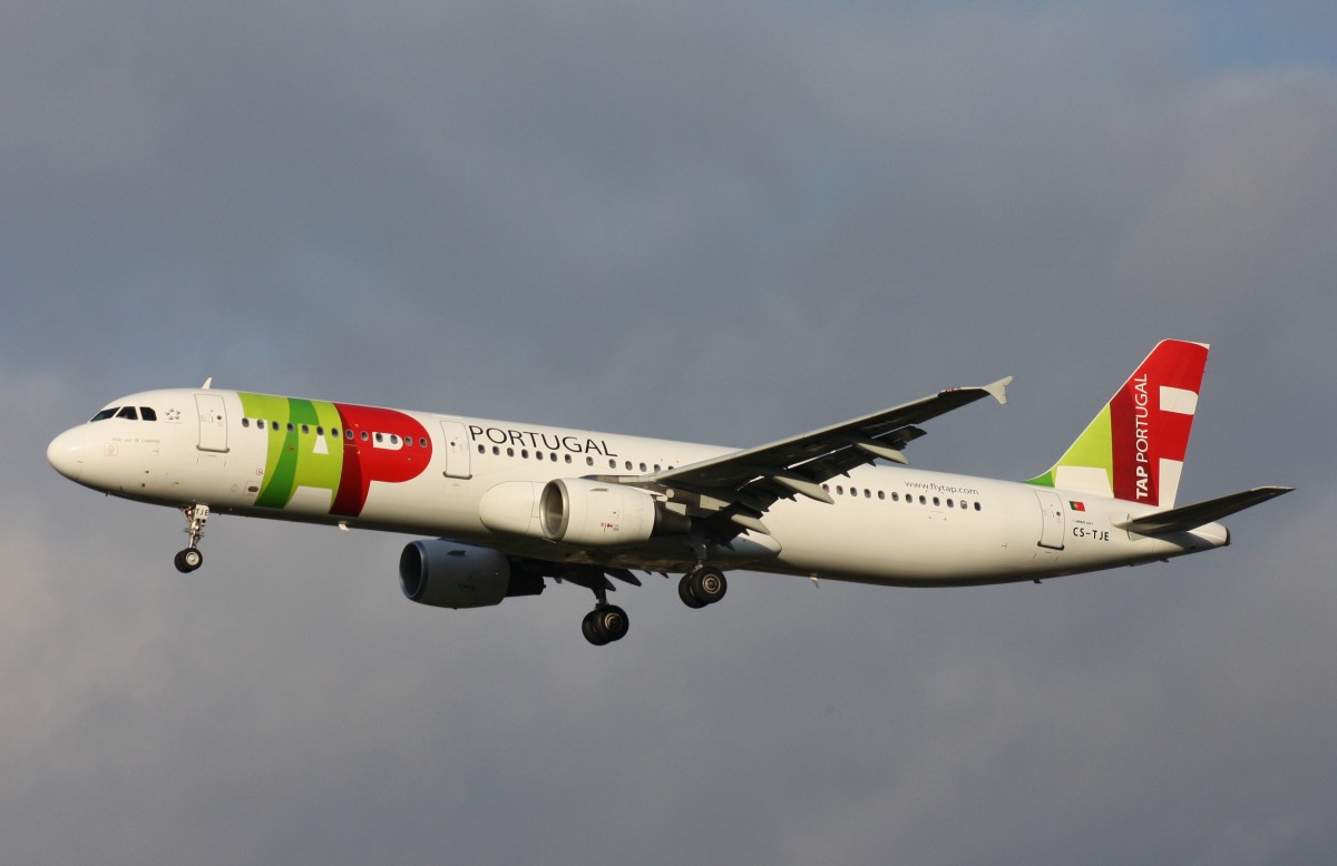 TAP Portugal,CS-TJE,(c/n1307),Airbus A321-211,22.12.2013,HAM-EDDH,Hamburg,Germany