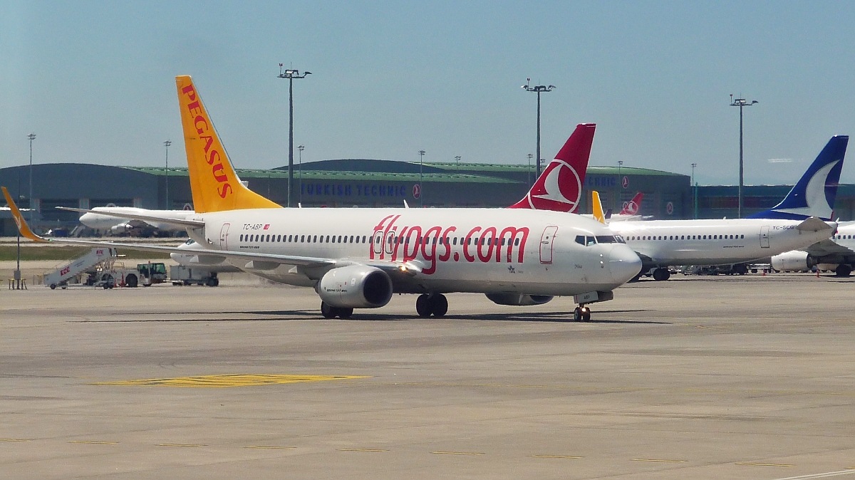 TC-ABP - Boeing 737-82R - Pegasus Airlines auf dem Istanbul-Sabiha Gökçen Airport (SAW), 30.4.2016