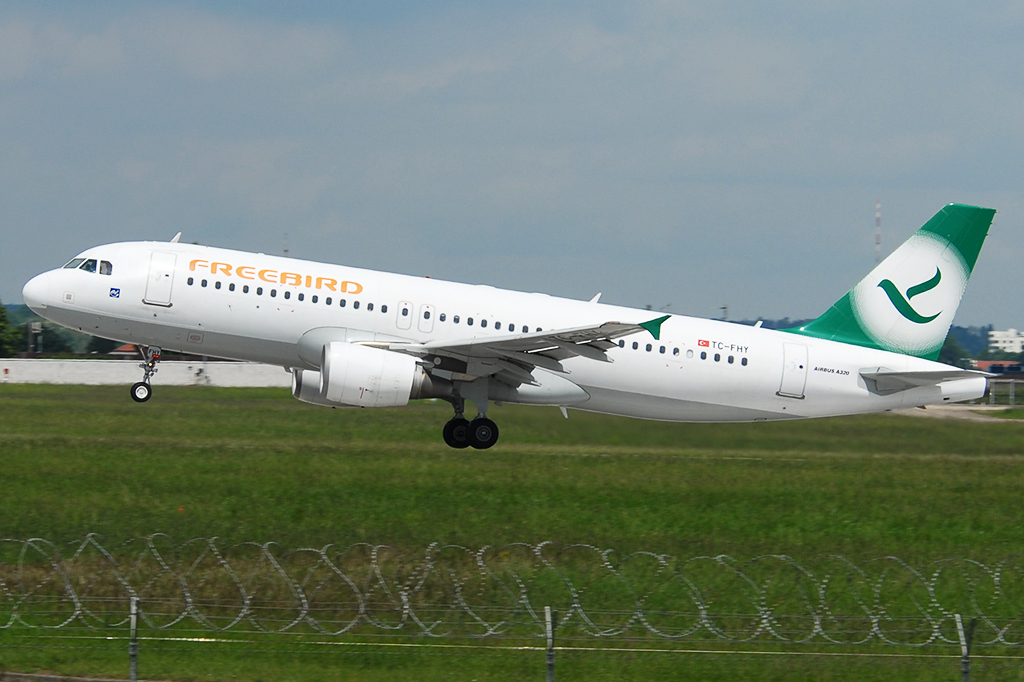 TC-FHY Airbus A320-214 26.05.2019