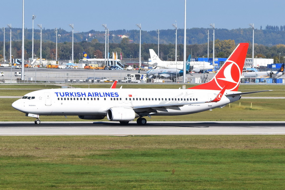 TC-JHA Turkish Airlines Boeing 737-8F2(WL) , 12.10.2018 , MUC
