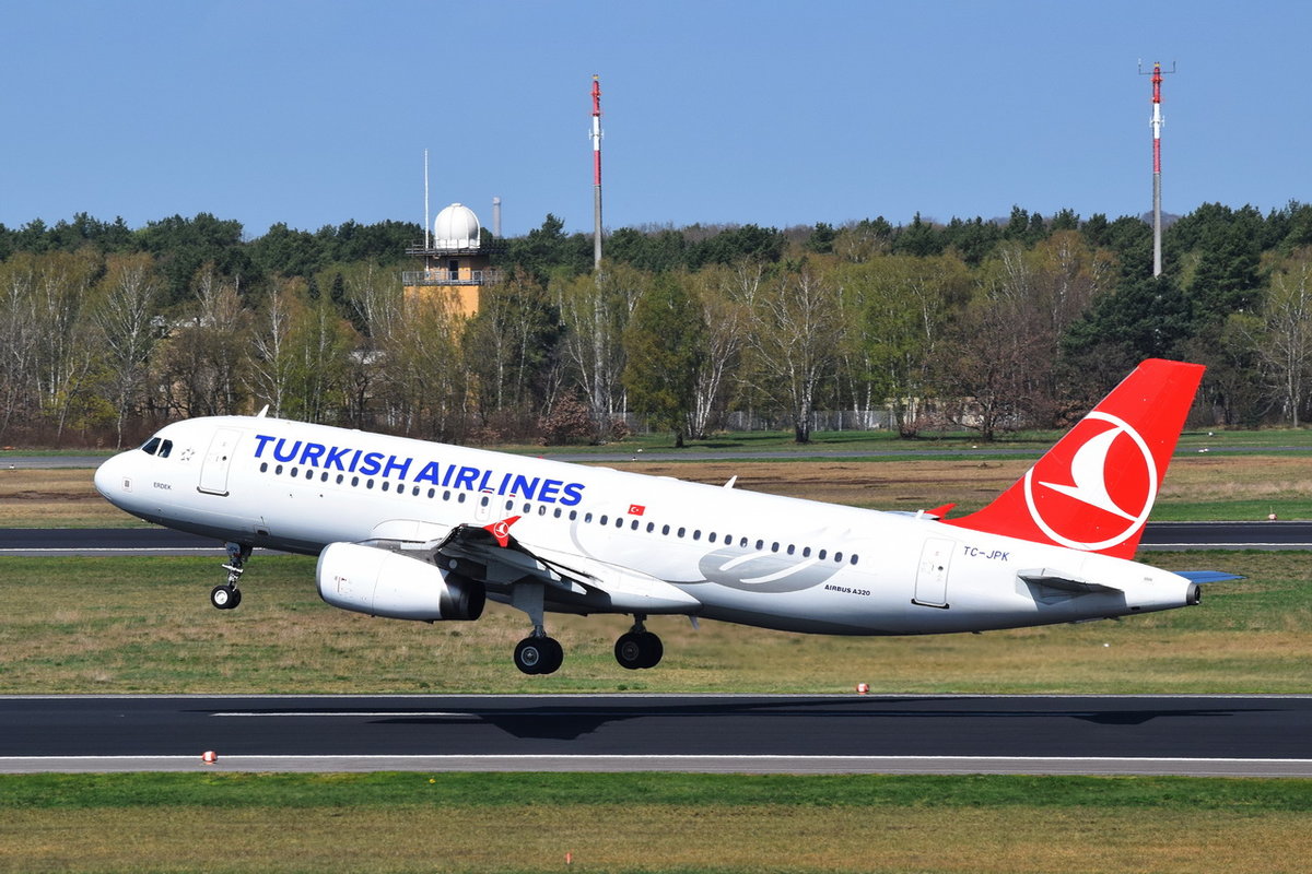 TC-JPK Turkish Airlines Airbus A320-232  , TXL , 17.04.2018