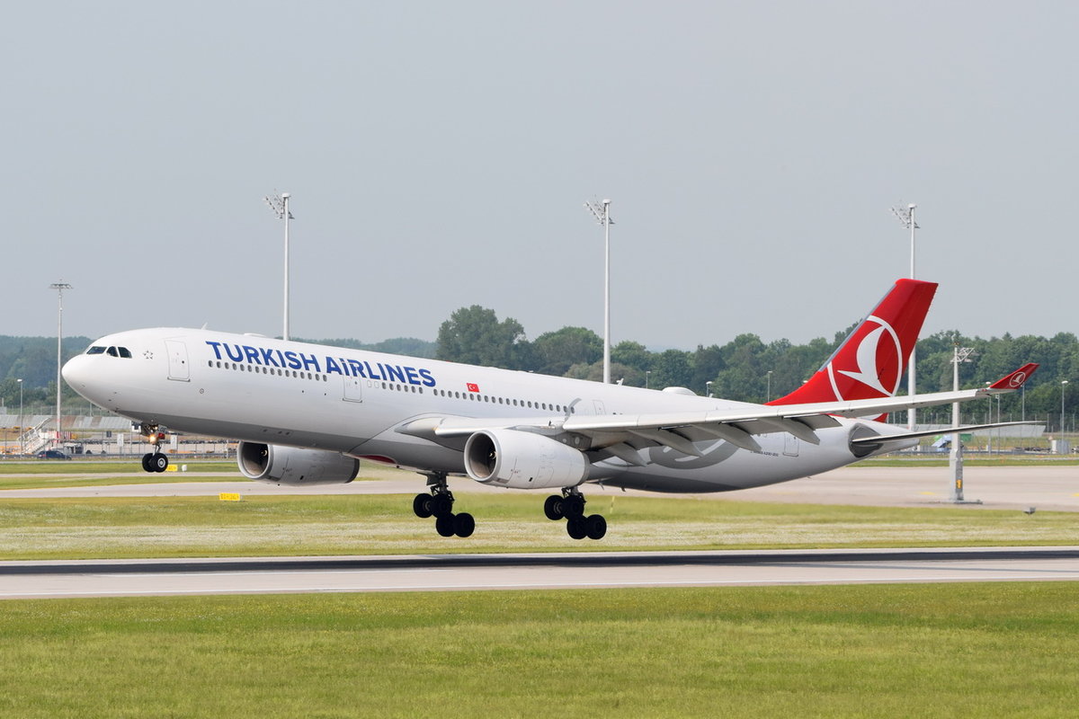 TC-LOE Turkish Airlines Airbus A330-343   , MUC , 02.06.2017