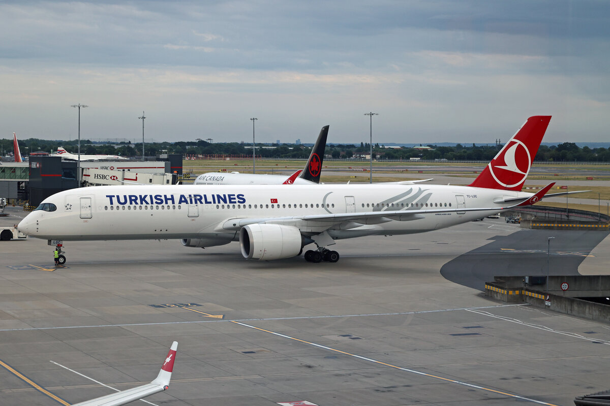 THY Turkish Airlines, TC-LGC, Airbus A350-941, msn: 435, 08.Juli 2023, LHR London Heathrow, United Kingdom.