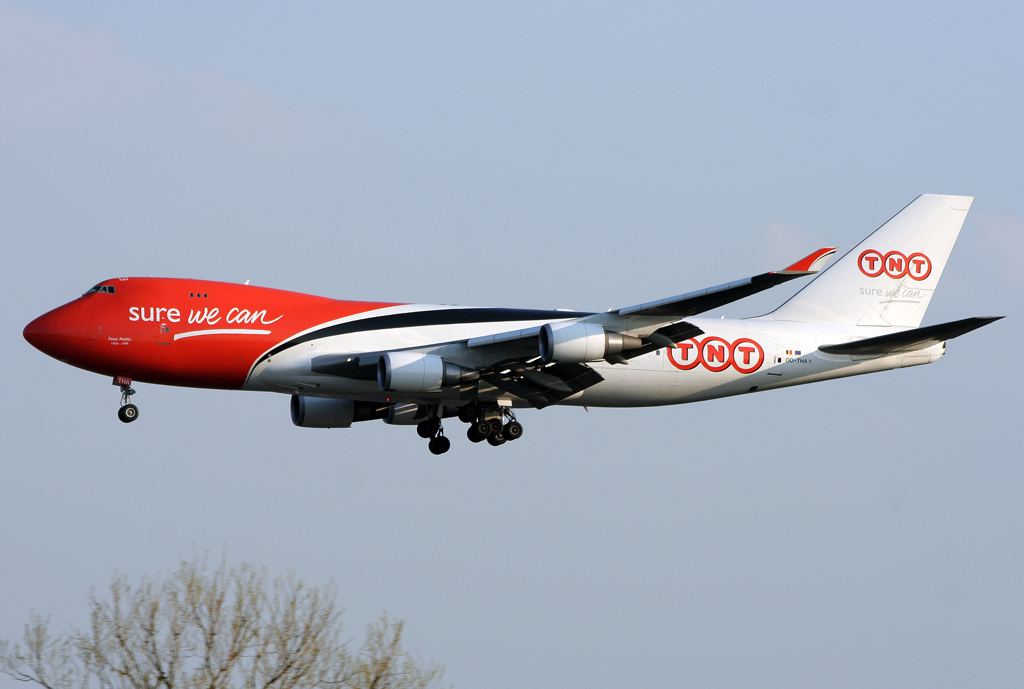 TNT B747-400F OO-THA im Anflug auf 05R in DUS / EDDL / Düsseldorf am 27.03.2011