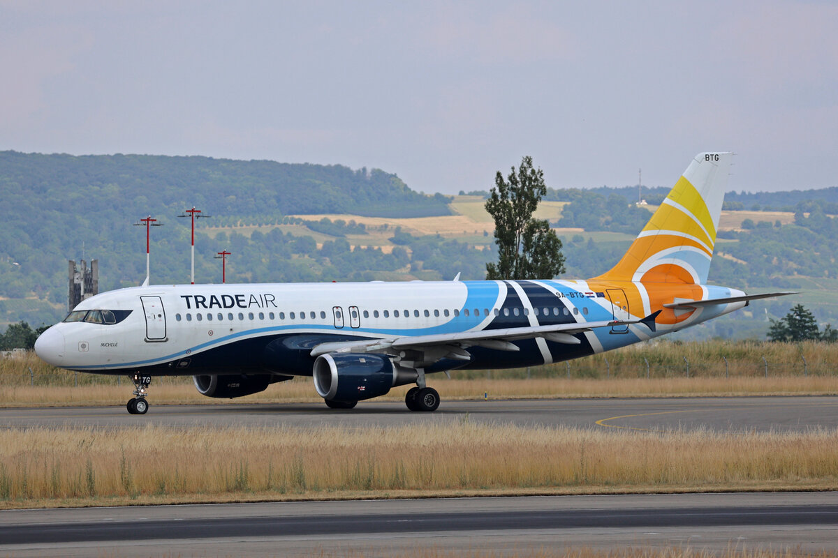 Trade Air, 9A-BTG, Airbus A320-212, msn: 795,  Michele , 16.Juni 2023, BSL Basel - Mülhausen, Switzerland.