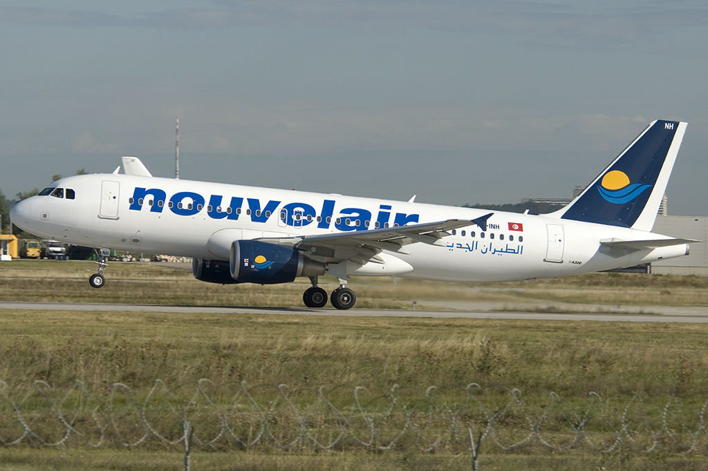 TS-INH Airbus A320-214 29.08.2012