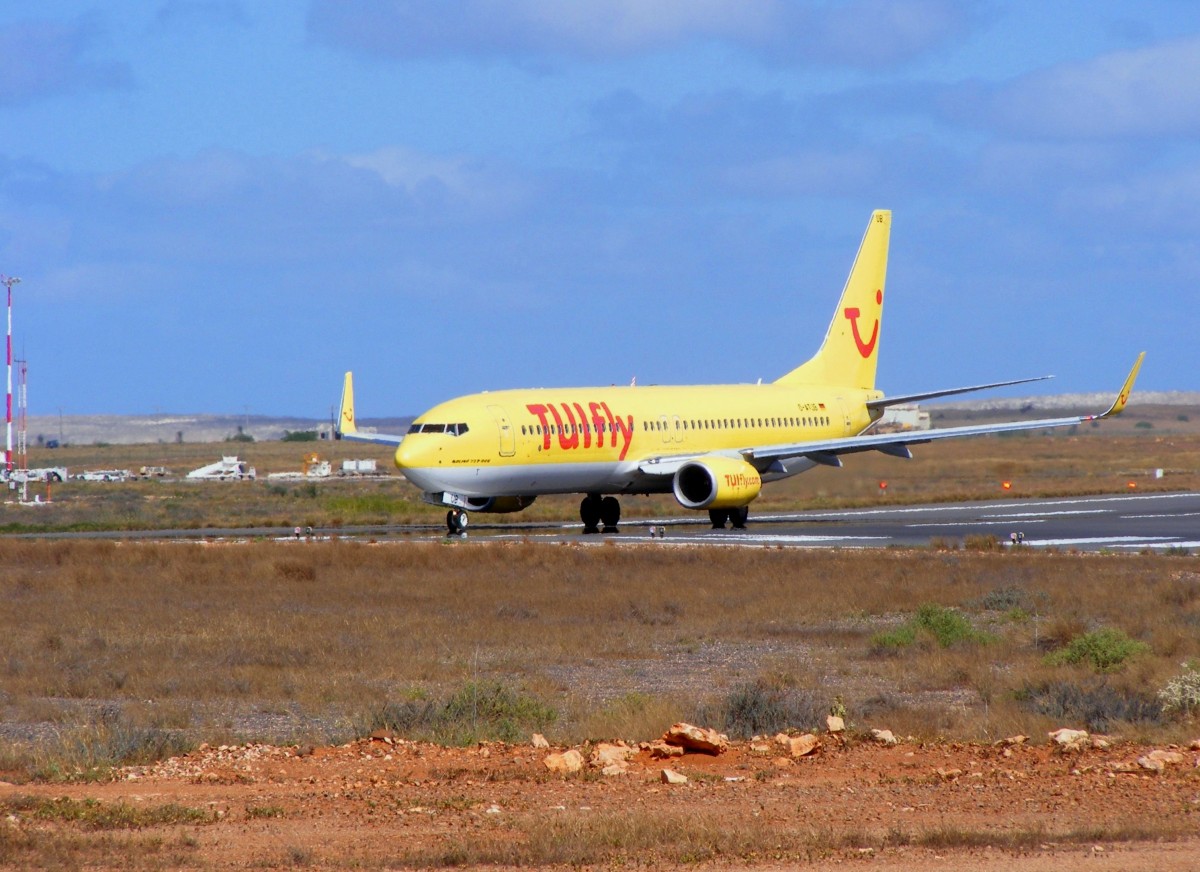 TUI fly, Boeing 737-8K5(WL),D-ATUB, Boa Vista-Rabil Airport (GVBA),23.11.2013