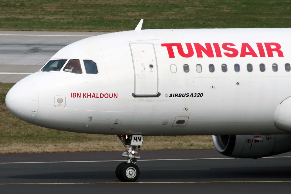 Tunisair, TS-IMN  Ibn Khaldoun , Airbus, A 320-211 (Bug/Nose), 03.04.2015, DUS-EDDL, Düsseldorf, Germany