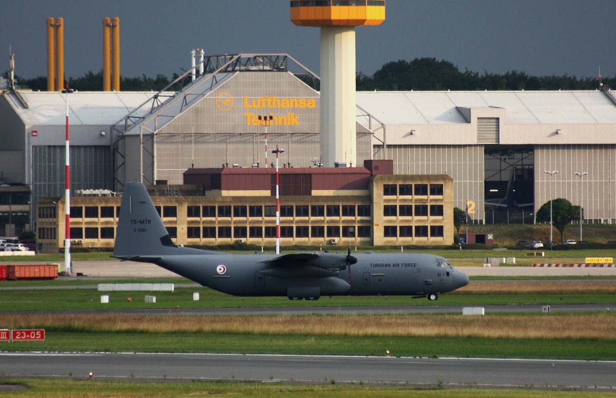 Tunisian Air Force,TS-MTK,Lockheed Martin C-130J-30 HerculesII,09.07.2014,HAM-EDDH,Hamburg,Germany