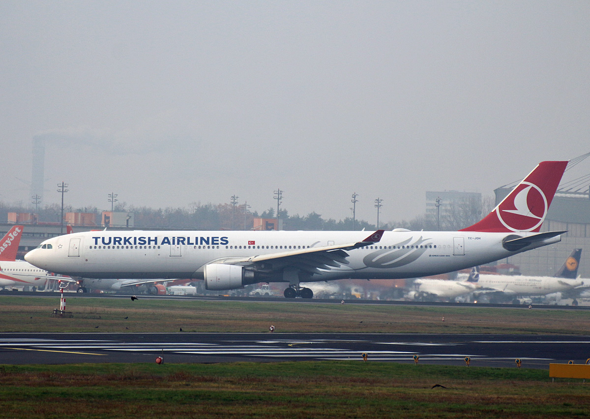 Turkish Airlines, Airbus A 330-303, TC-JOH, TXL, 24.11.2019