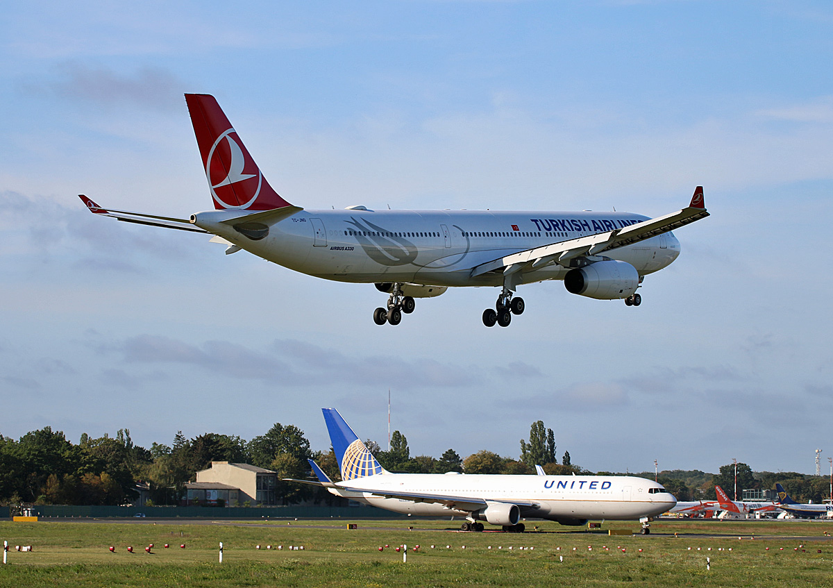 Turkish Airlines, Airbus A 330-343X, TC-JNO, United Airlines, Boeing B 767-322(ER), N663UA, TXL, 19.09.2019