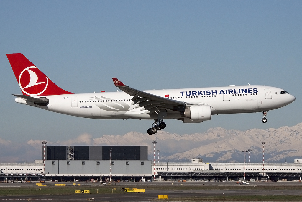 Turkish Airlines, TC-JIT, Airbus, A330-223, 06.04.2015, MXP, Mailand-Malpensa, Italy 



