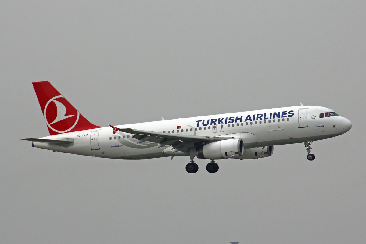 Turkish Airlines, TC-JPN, Airbus A320-232, msn: 3558,  Mardin , 15.Oktober 2018, MXP Milano-Malpensa, Italy.
