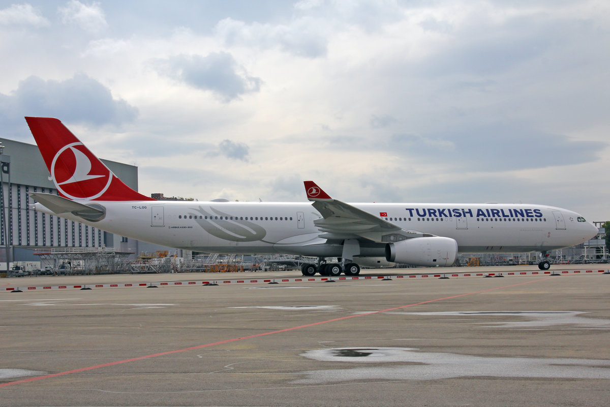 Turkish Airlines, TC-LOG, Airbus A330-343E, 17.April 2017, ZRH Zürich, Switzerland.