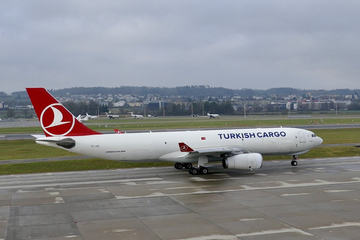 Turkish Cargo, A330-200 F, TC-JDS,  Trakaya , 28.12.19, Zürich
