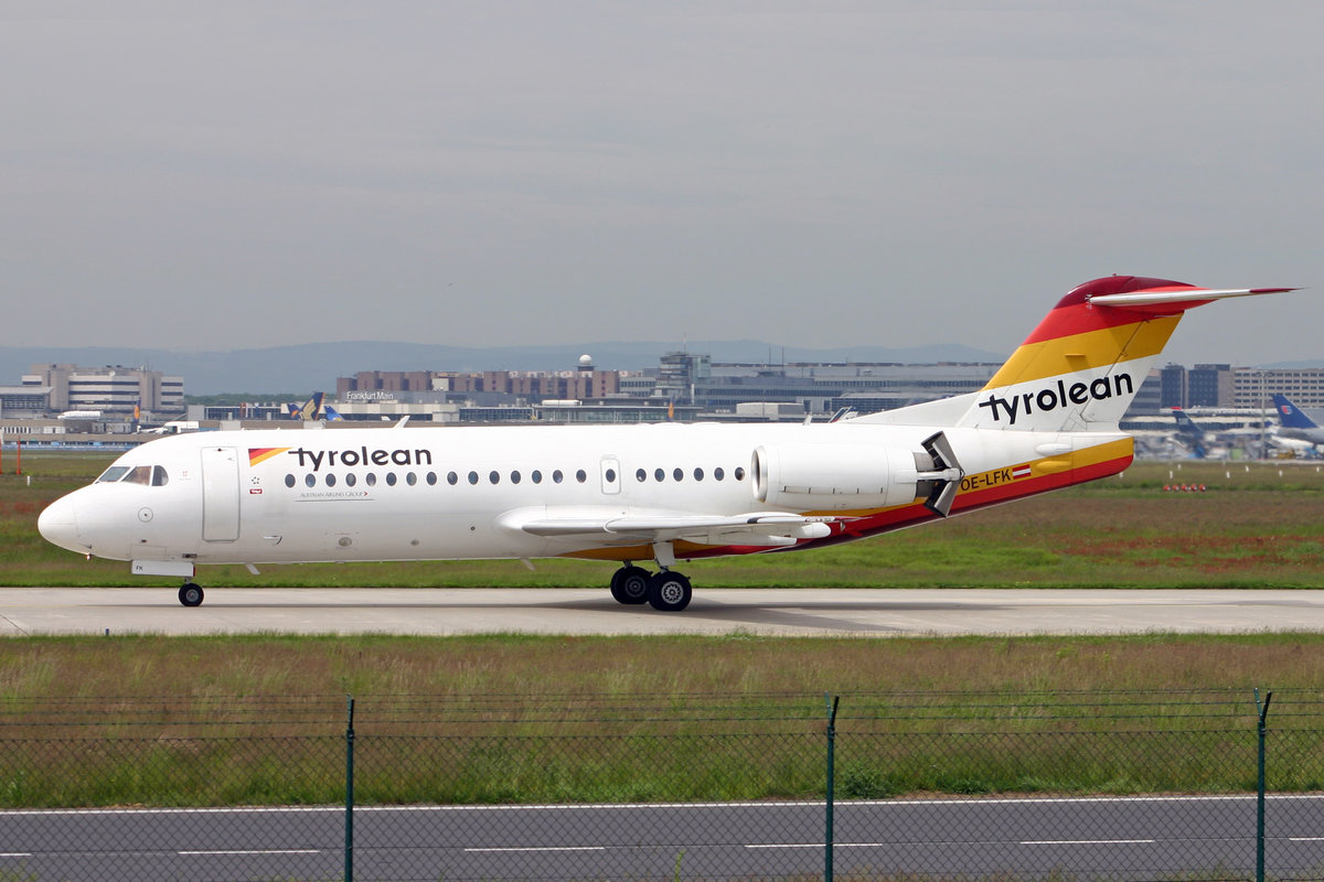 Tyrolean Airlines, OE-LFK, Fokker 70, msn: 11555,  Krems , 20.Mai 2005, FRA Frankfurt, Germany.
