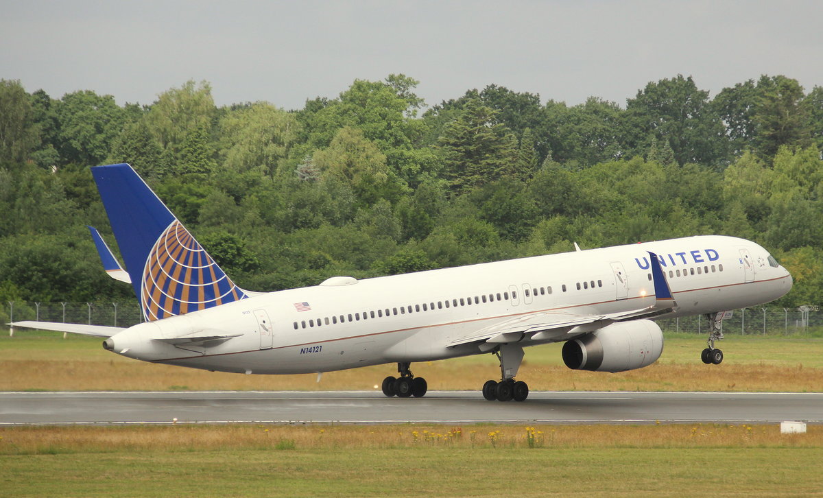United Airlines, N14121,  MSN 27563, Boeing 757-224(WL), 23.06.2018, HAM-EDDH, Hamburg, Germany 