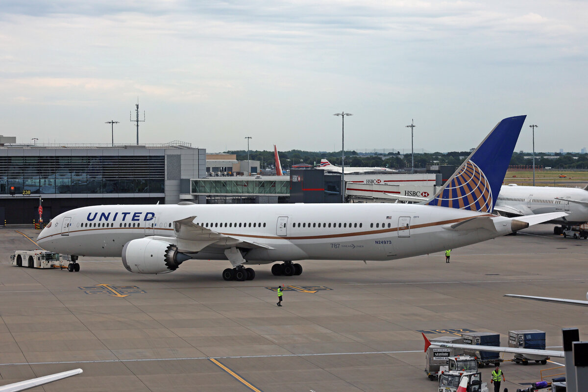 United Airlines, N24973, Boeing B787-9, msn: 40941/661, 08.Juli 2023, LHR London Heathrow, United Kingdom.