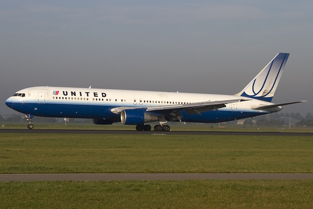 United Airlines, N642UA, Boeing, B767-322ER, 07.10.2013, AMS, Amsterdam, Netherlands 




