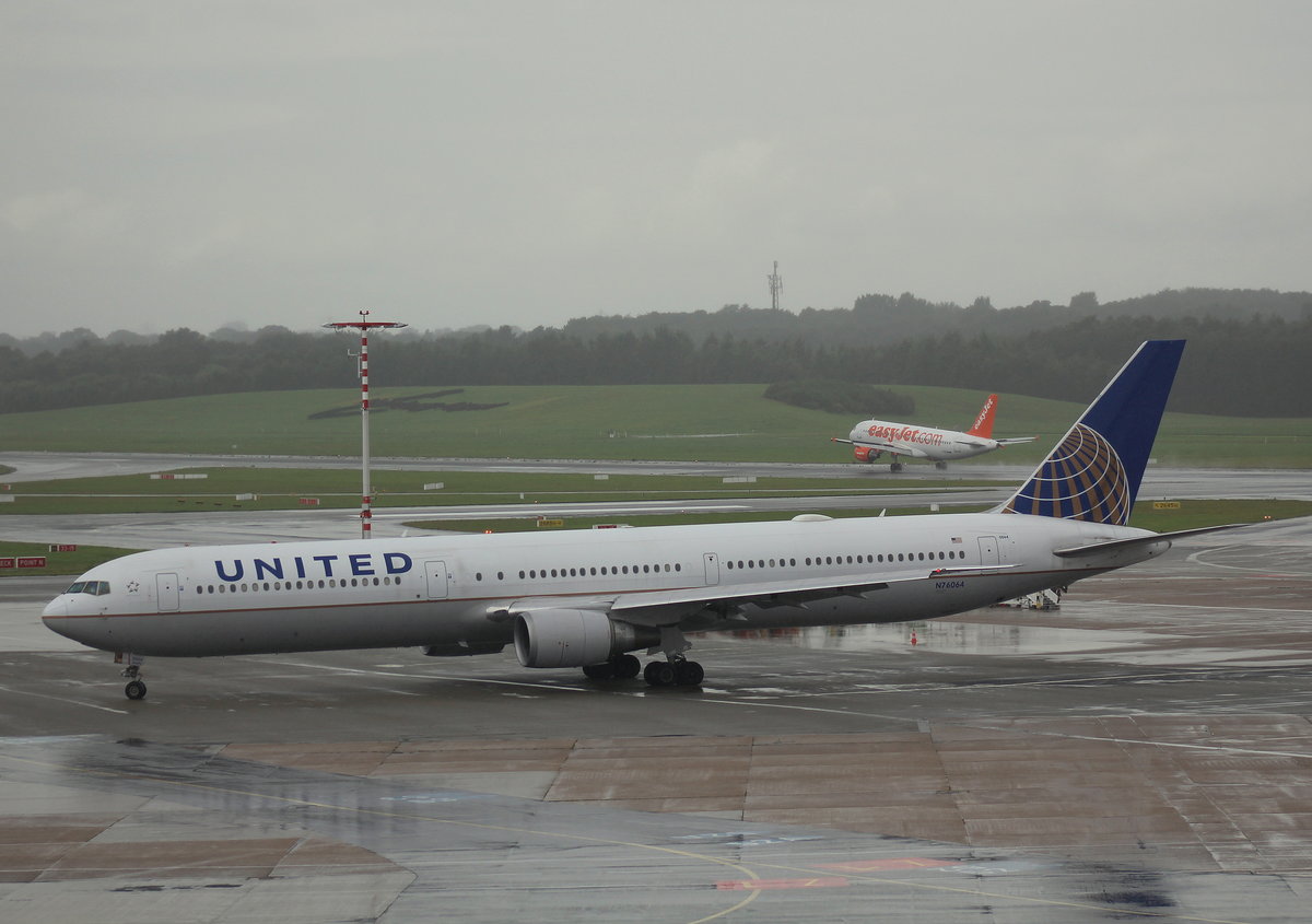 United Airlines, N76064, (c/n 29459),Boeing 767-424(ER), 31.07.2016, HAM-EDDH, Hamburg, Germany 