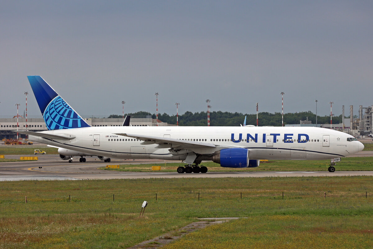 United Airlines, N793UA, Boeing B777-222ER, msn: 26946/97, 12.Juli 2023, MXP Milano Malpensa, Italy.