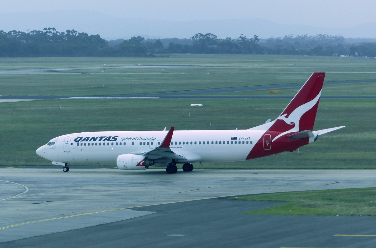 VH-VXT, Boeing 737-838, Qantas Airways, Melbourne Airport (MEL), 20.1.2018