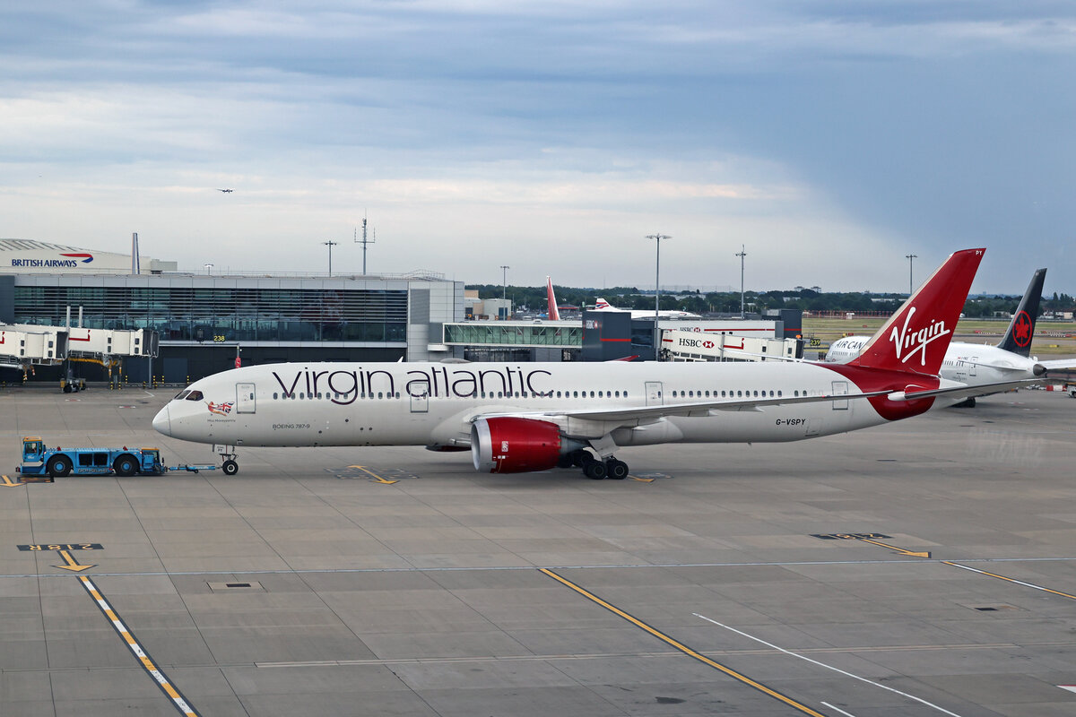 Virgin Atlantic, G-VSPY, Boeing B787-9, msn: 37973/369,  Miss Moneypenny , 08.Juli 2023, LHR London Heathrow, United Kingdom