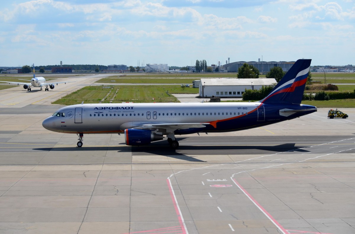 VP-BID Aeroflot - Russian Airlines Airbus A320-214   in Schönefeld gelandet am 28.08.2014