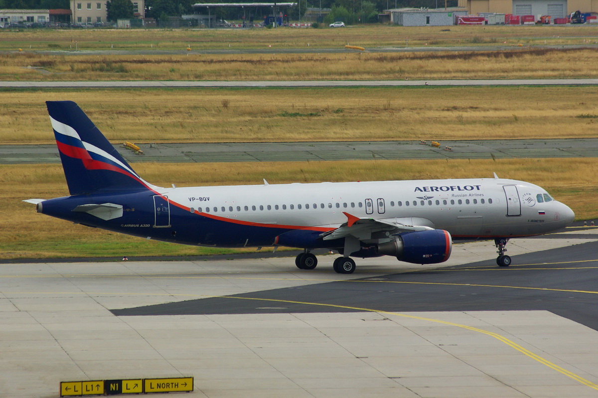 VP-BQV Aeroflot - Russian Airlines Airbus A320-214    08.08.2013

Flughafen Frankfurt