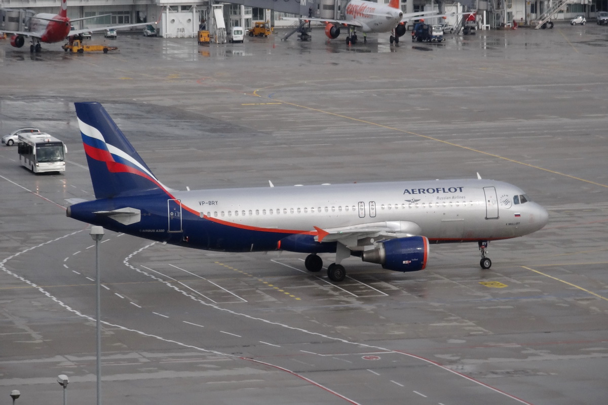 VP-BRY Aeroflot - Russian Airlines Airbus A320-214      13.09.2013

Flughafen Mnchen