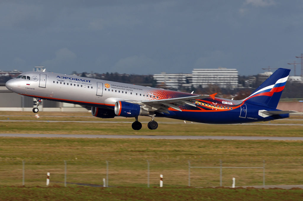VP-BTL  Airbus A321-211 21.12.2014