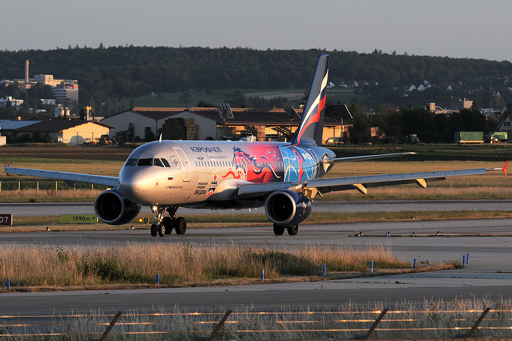 VP-BWE Airbus A320-214 10.07.2019