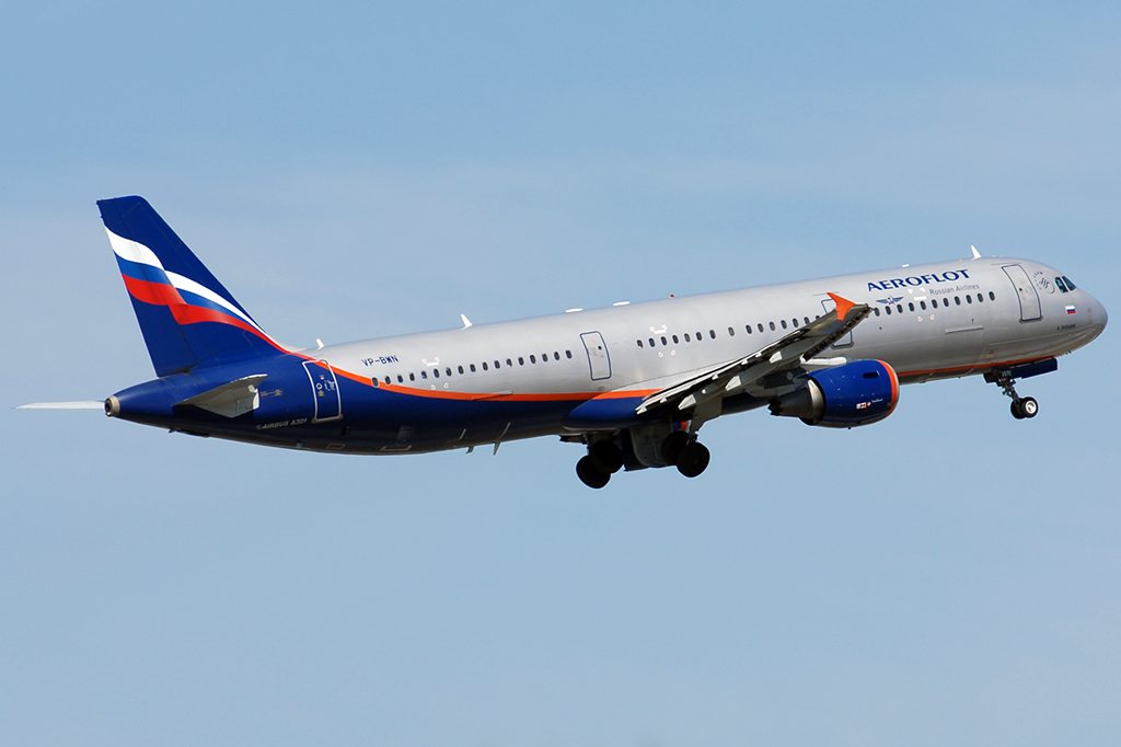 VP-BWN Airbus A321-211 19.04.2015
