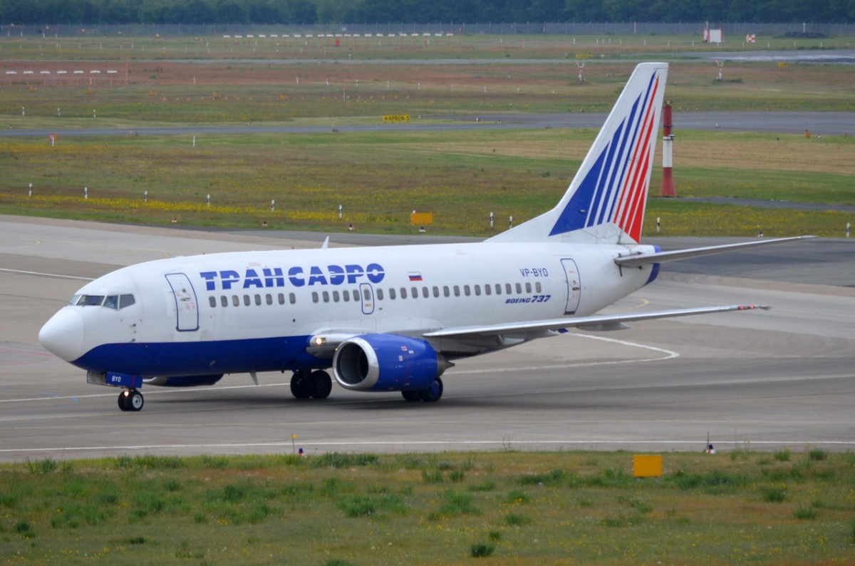 VP-BYO Transaero Airlines Boeing 737-524   in Tegel am 13.06.2014 gelandet