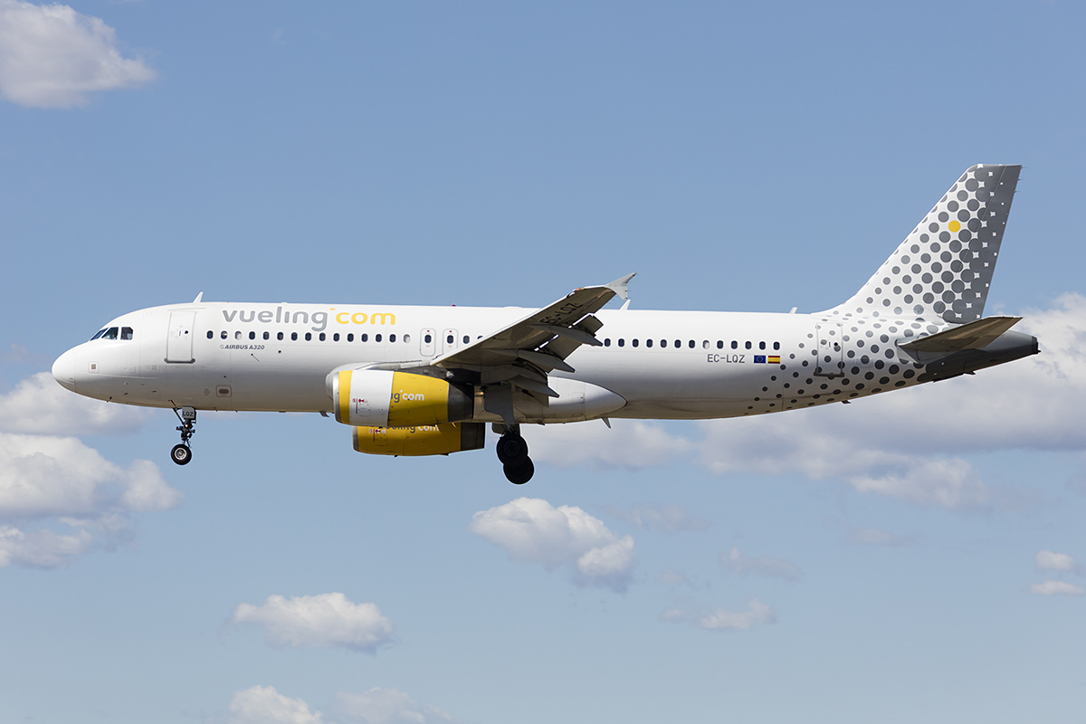 Vueling, EC-LQZ, Airbus, A320-232, 10.09.2017, BCN, Barcelona, Spain 


