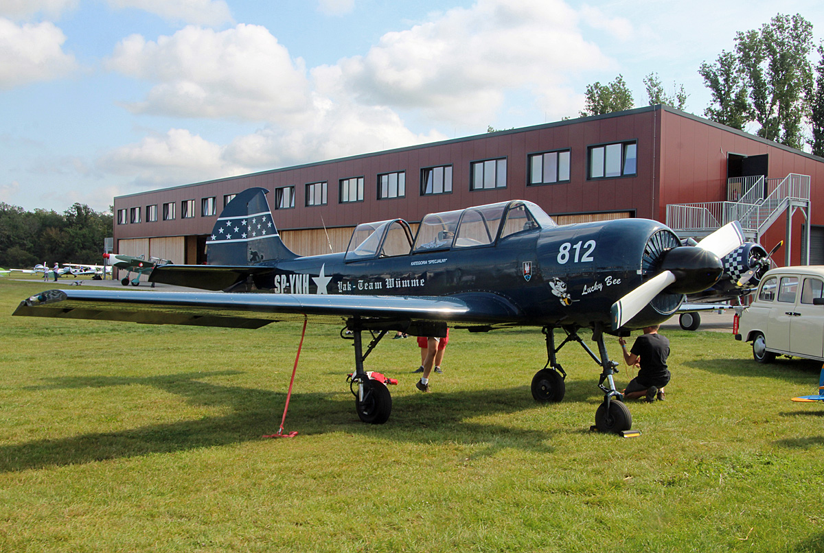 Yak-Team Wmme, Yak-52, SP-YNH, Flugplatz Bienenfarm, 07.08.2021