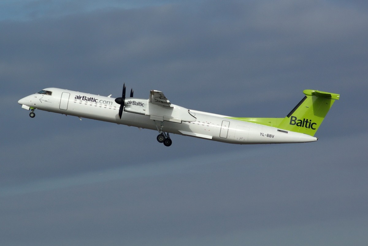 YL-BBV Air Baltic De Havilland Canada DHC-8-402Q Dash 8  

Berlin-Tegel  17.02.2014
  