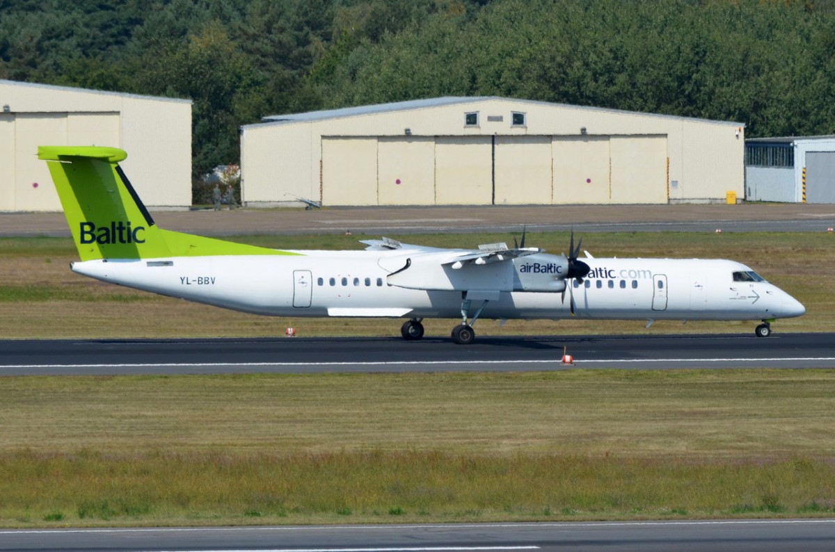 YL-BBV Air Baltic De Havilland Canada DHC-8-402Q Dash 8   gelandet am 04.09.2014 in Tegel