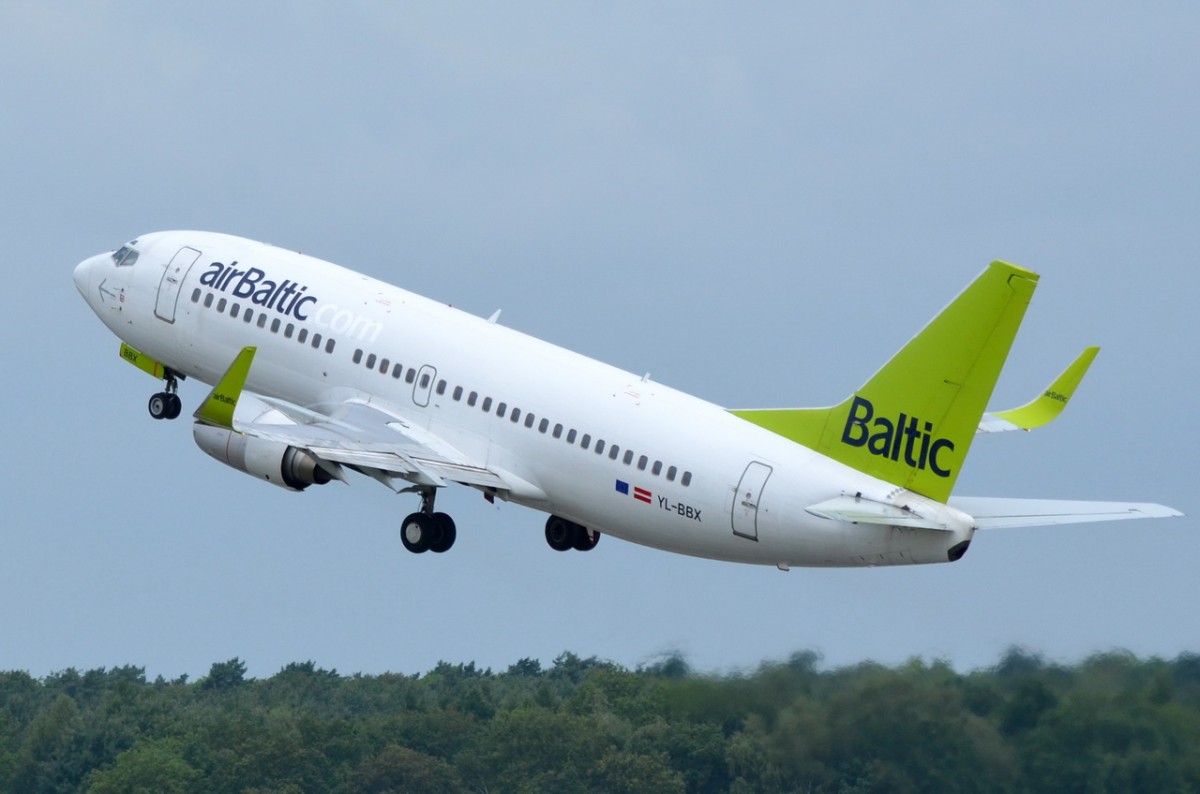 YL-BBX Air Baltic Boeing 737-36Q (WL)  gestartet in Tegel 13.06.2014