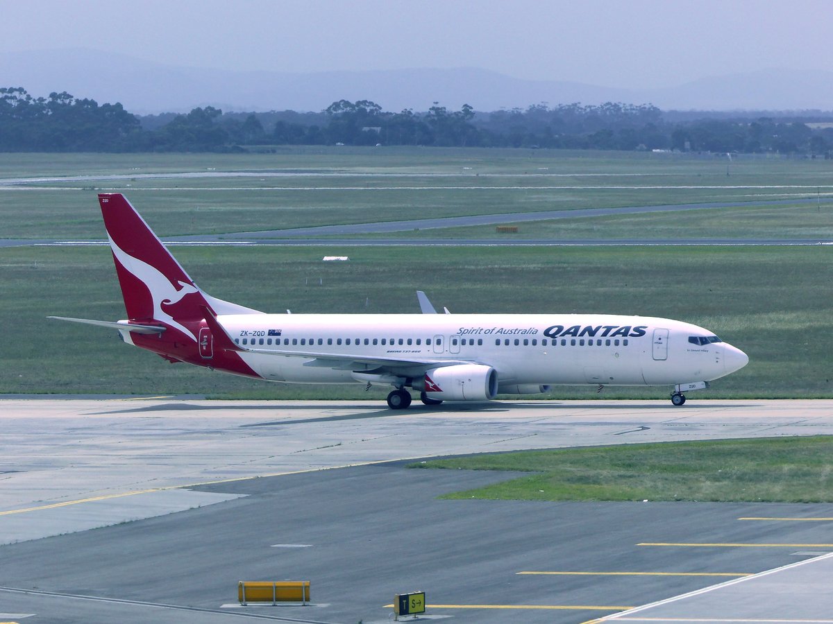 ZK-ZQD, Boeing 737-838, Qantas Airways, Melbourne Airport (MEL), 20.1.2018
